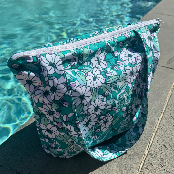 Splash Proof Tote Bag